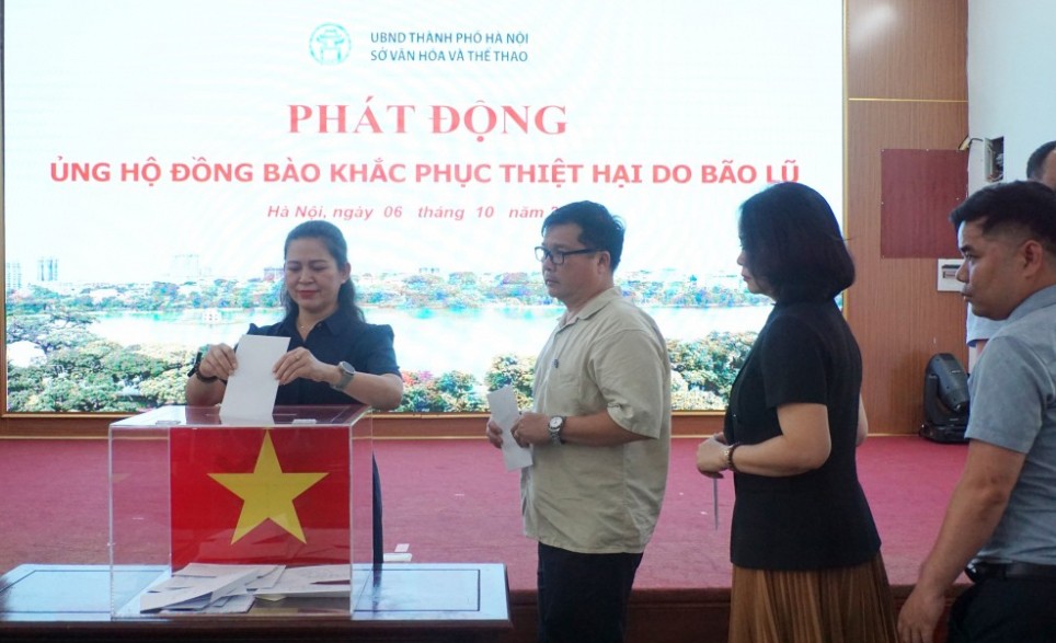 Sở Văn hóa và Thể thao thành phố Hà Nội kêu gọi và đề nghị 100% cán bộ, công chức, viên chức, người lao động ngành Văn hóa và Thể thao dành tối thiểu 1 ngày lương để ủng hộ đồng bào bị thiệt hại bởi cơn bão số 10.