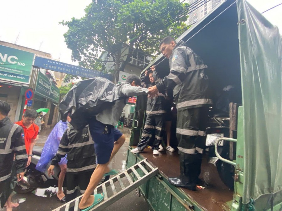 Triển khai ngay biện pháp cấp bách chống lũ, chủ động sơ tán dân