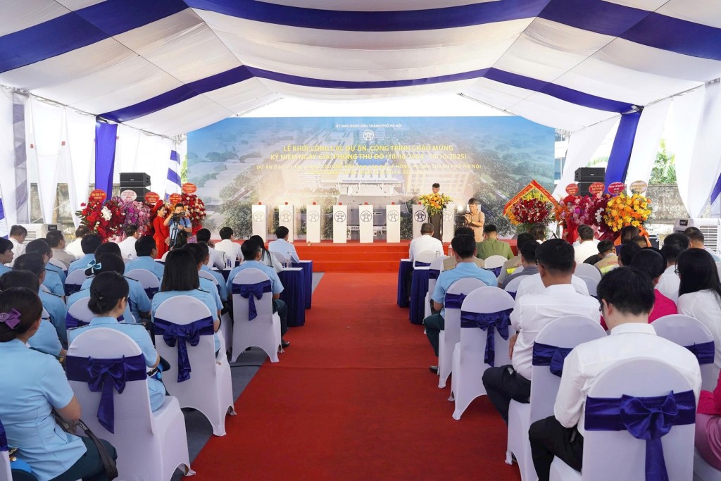 Quang cảnh lễ khởi công. Ảnh Hữu Tiệp