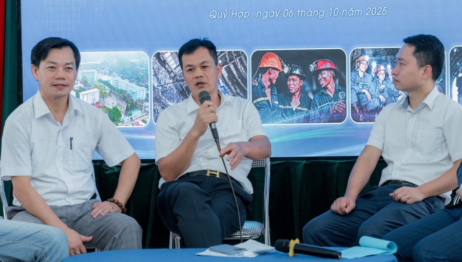 Ông Trịnh Văn An - Chủ tịch Công đoàn Công ty Cổ phần Than Vàng Danh phát biểu tại sự kiện