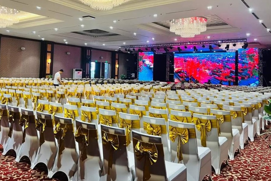Cửa Lò sở hữu hạ tầng hội nghị hiện đại, đáp ứng các sự kiện quy mô hàng trăm đến hàng nghìn khách.