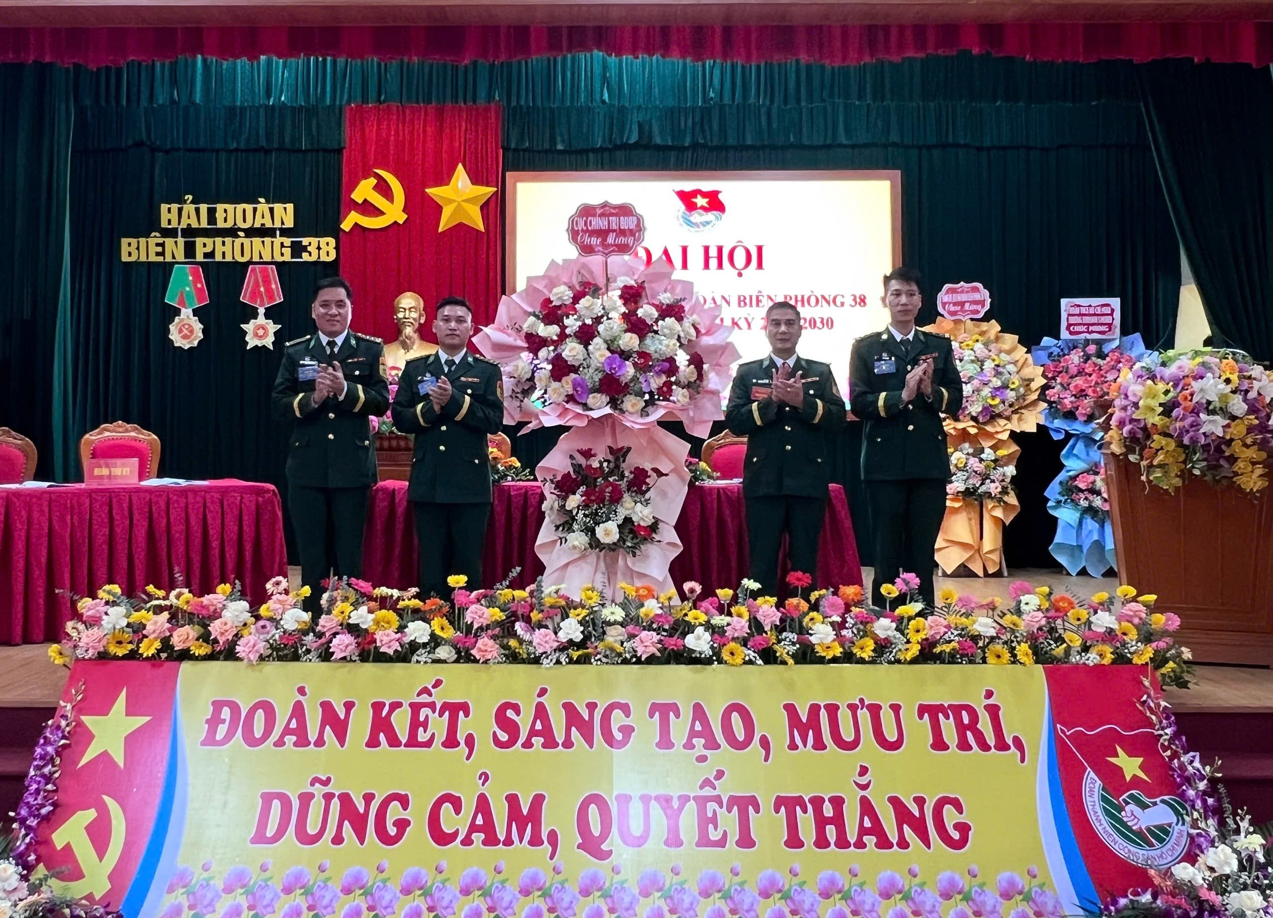 Xung kích, sáng tạo thực hiện nhiệm vụ bảo vệ chủ quyền biển, đảo