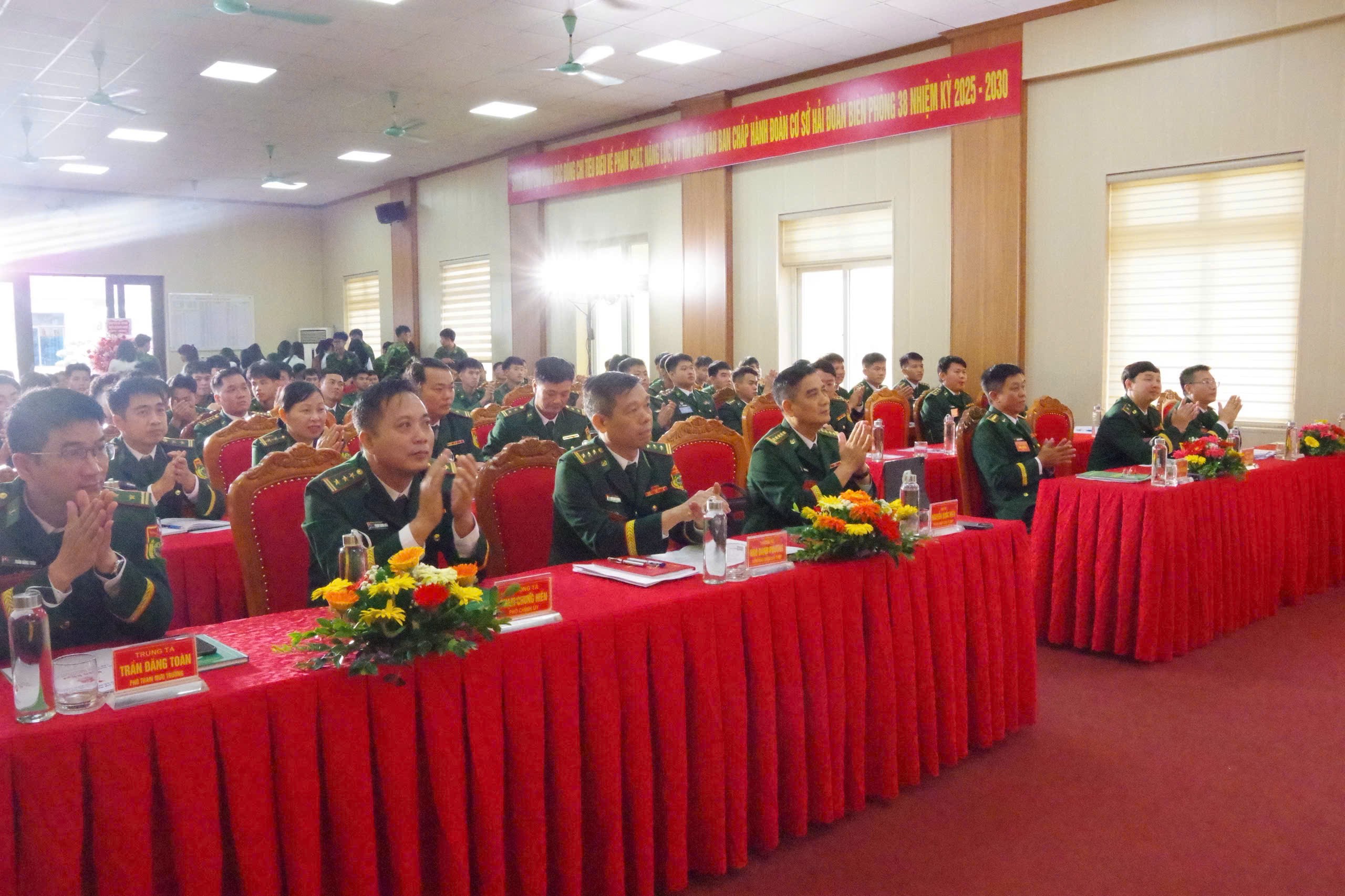 Xung kích, sáng tạo thực hiện nhiệm vụ bảo vệ chủ quyền biển, đảo