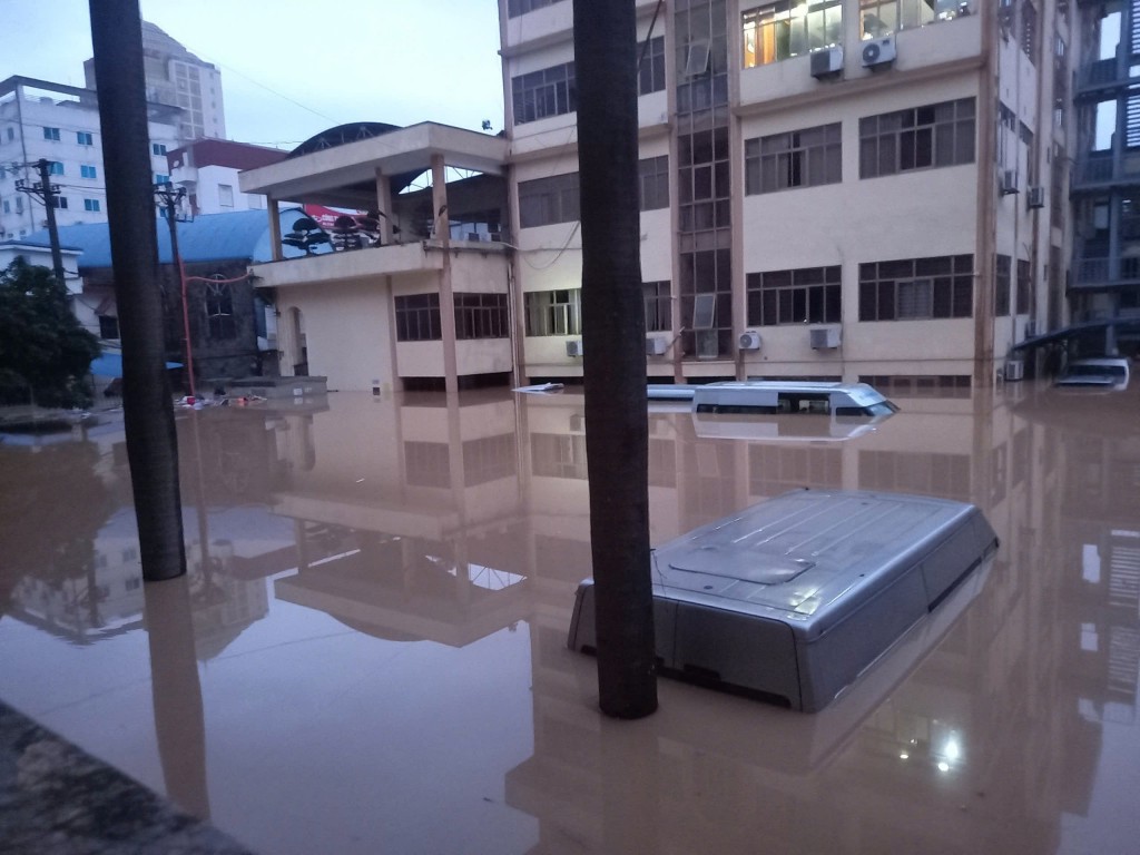 Mưa lũ, ngập úng gây thiệt hại nghiêm trọng đến cơ sở vật chất của ngành điện lực Thái Nguyên