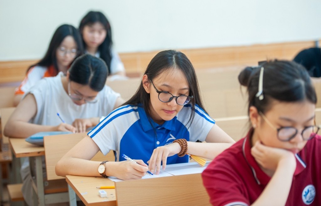 Bộ GD&ĐT ban hành chương trình giáo dục nâng cao dành cho các môn chuyên