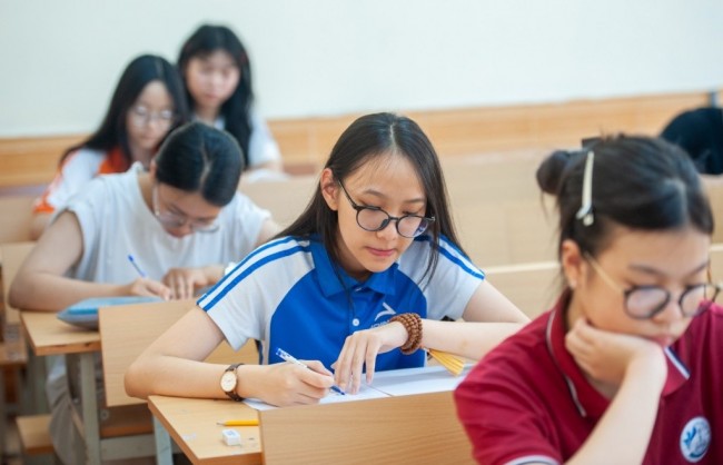 Bộ GD&ĐT ban hành chương trình giáo dục nâng cao dành cho các môn chuyên