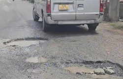 Đà Nẵng: Đường sửa chữa nhiều lần lại xuất hiện "ổ gà" dày đặc