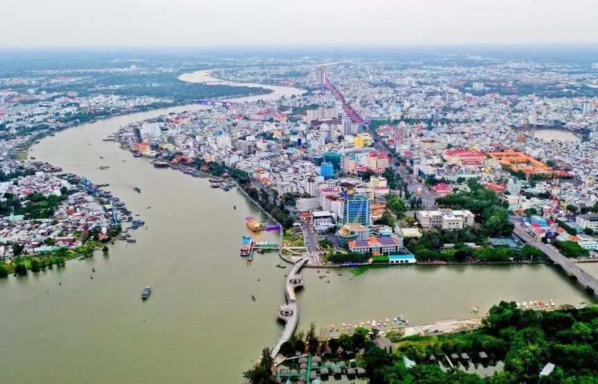 Cần Thơ ổn định tổ chức, phát triển kinh tế - xã hội bền vững