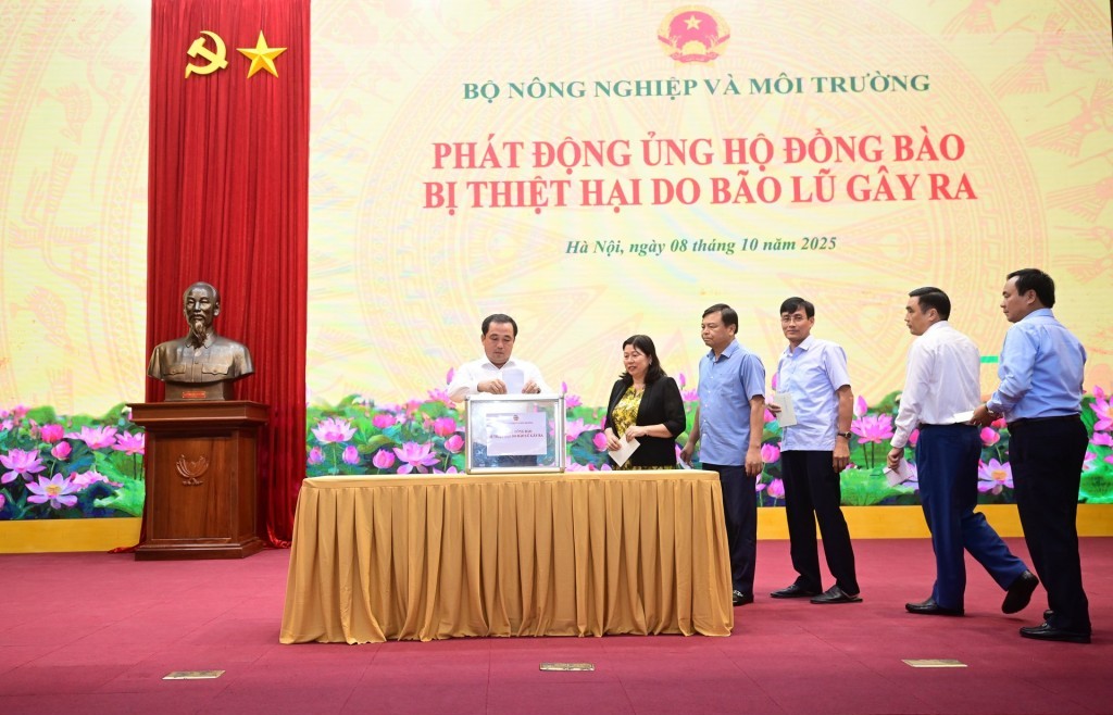 Bộ Nông nghiệp và Môi trường phát động ủng hộ đồng bào bị thiệt hại do bão, lũ
