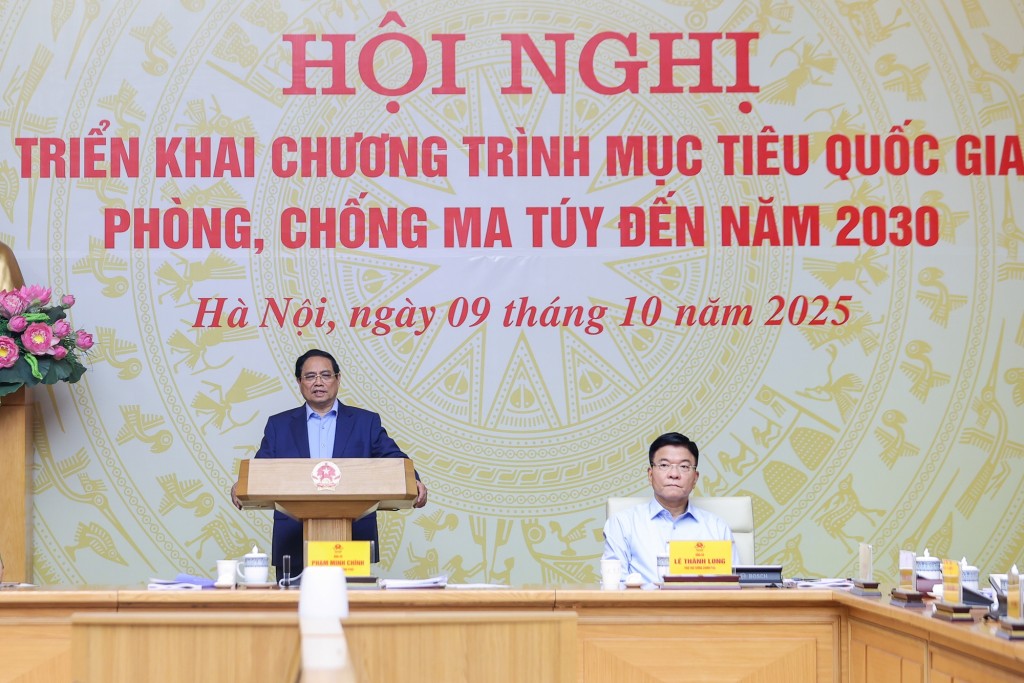 Thủ tướng Phạm Minh Chính chủ trì hội nghị trực tuyến toàn quốc triển khai Chương trình mục tiêu quốc gia phòng, chống ma túy đến năm 2030 - Ảnh: VGP/Nhật Bắc