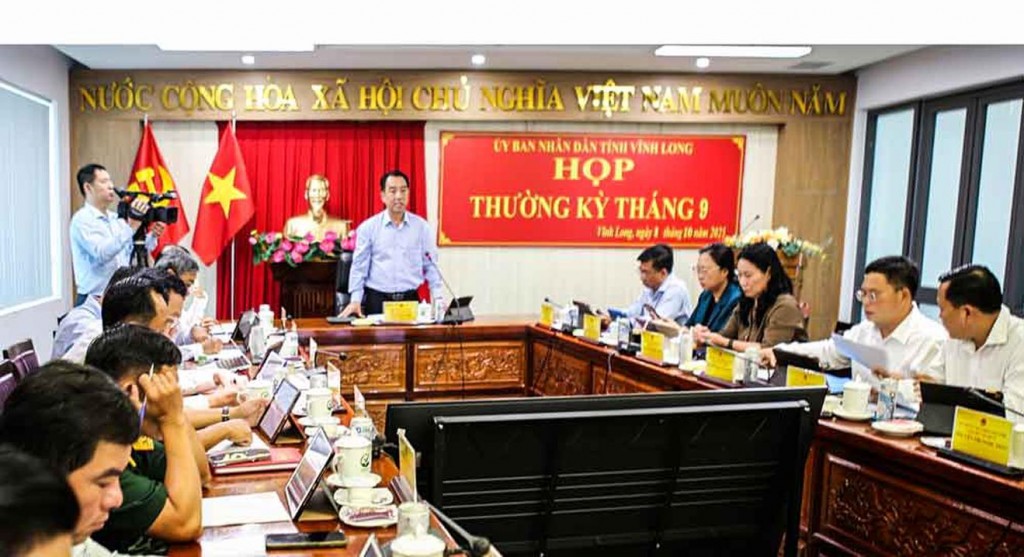 Quang cảnh phiên họp