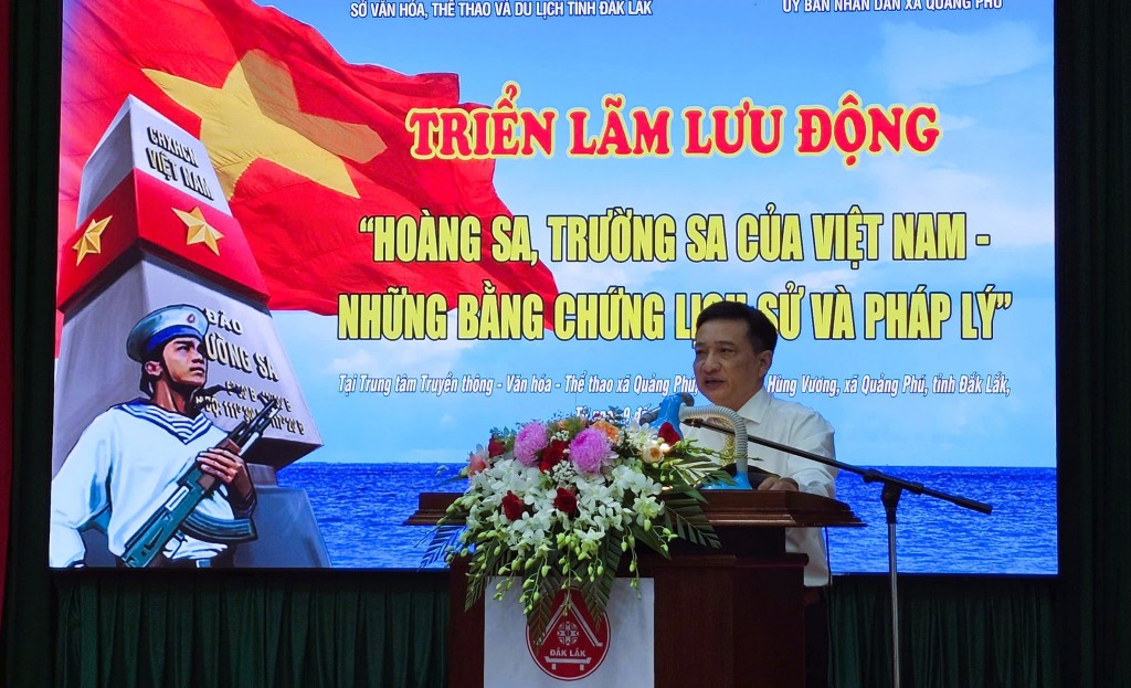 Ông Nguyễn Quốc Hiệp, Phó Giám đốc Sở Văn hóa, Thể thao và Du lịch Đắk Lắk phát biểu khai mạc