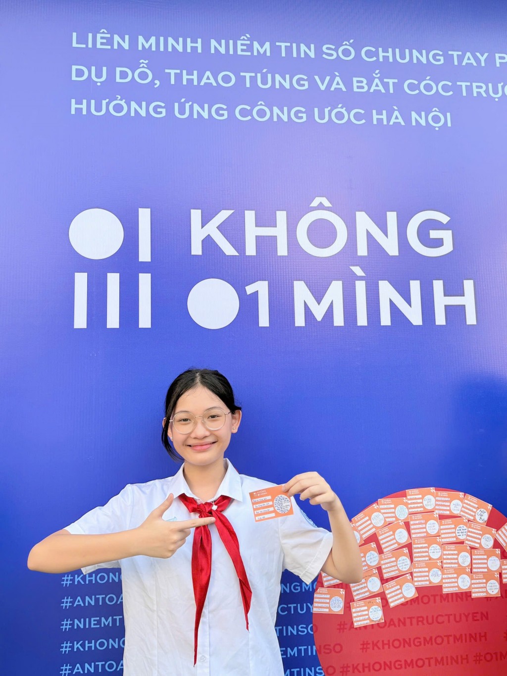 Không một mình - khởi động chiến dịch bảo vệ học sinh trực tuyến Không một mình - khởi động chiến dịch bảo vệ học sinh trực tuyến