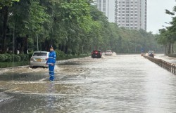 Giao thông nội đô đã ổn định, Hà Nội còn 9 điểm ngập sâu