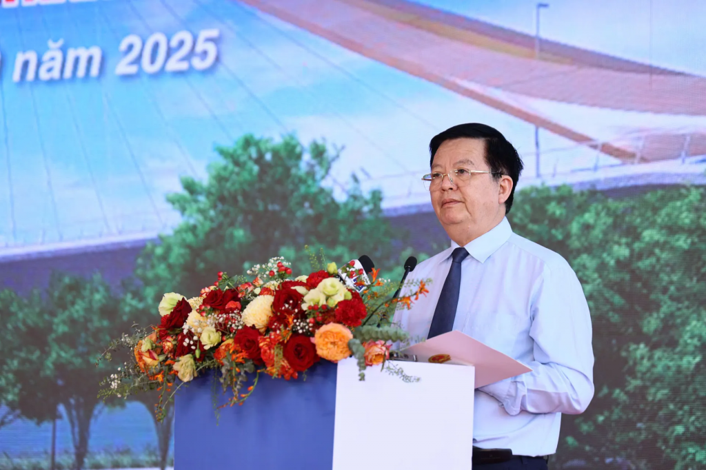 Hà Nội khởi công xây dựng cầu Trần Hưng Đạo Hà Nội khởi công xây dựng cầu Trần Hưng Đạo