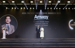 Tổng Giám đốc Amway Việt Nam vinh dự nhận giải thưởng Doanh nhân xuất sắc Châu Á 2025