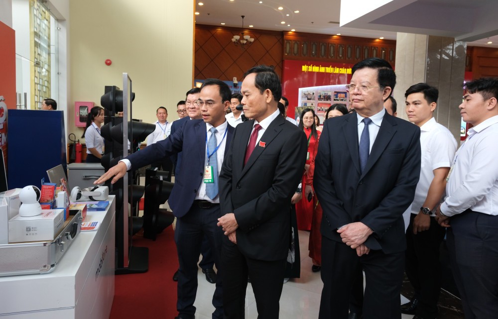 Đồng chí Nguyễn Văn Nên dự, chỉ đạo Đại hội Đảng bộ Tây Ninh