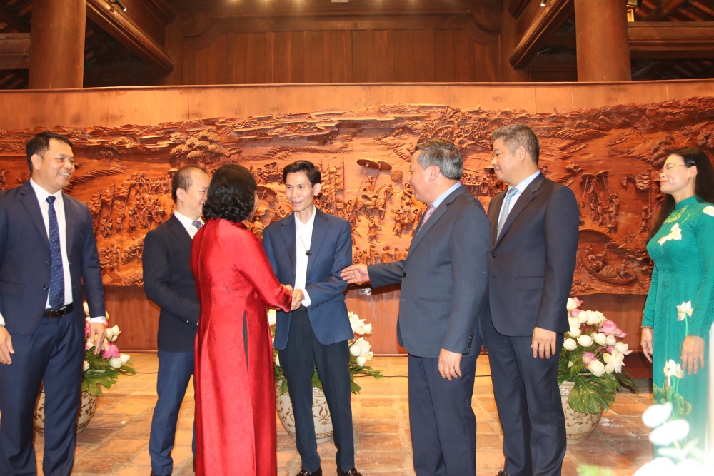 Văn Miếu – Quốc Tử Giám đón nhận tác phẩm “Vinh quy bái tổ”