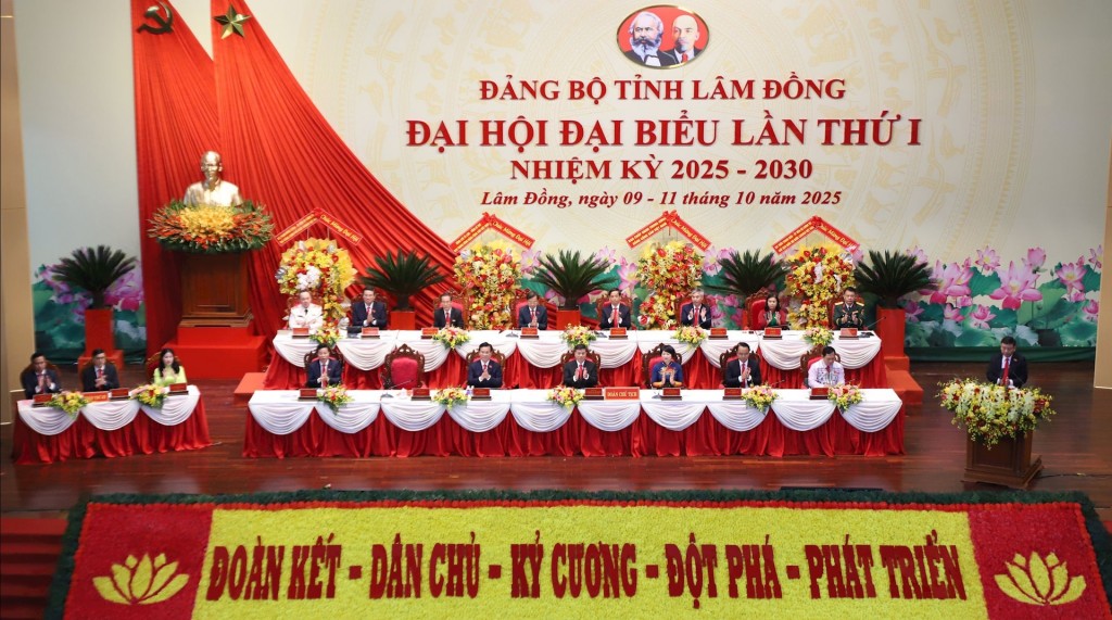 Sáng 10/10, Đại hội đại biểu Đảng bộ tỉnh Lâm Đồng lần thứ I, nhiệm kỳ 2025-2030, đã chính thức khai mạc Sáng 10/10, Đại hội đại biểu Đảng bộ tỉnh Lâm Đồng lần thứ I, nhiệm kỳ 2025-2030, đã chính thức khai mạc