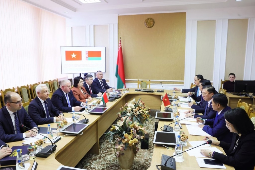 Trao đổi, hợp tác, nâng cao hiệu quả công tác bầu cử Quốc hội