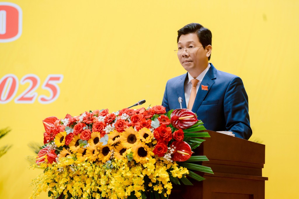 Nguyễn Mạnh Hùng Nguyễn Mạnh Hùng