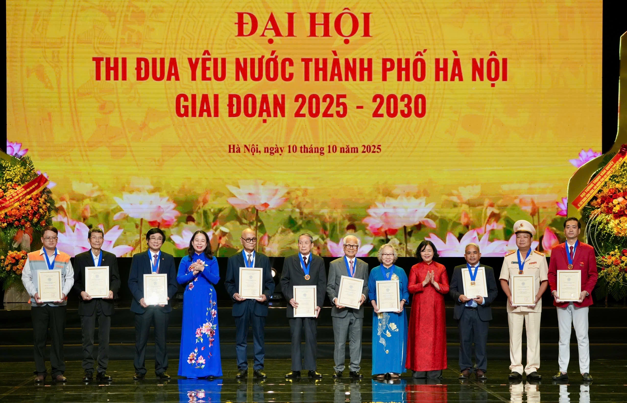 Vinh danh 10 "Công dân Thủ đô ưu tú" năm 2025
