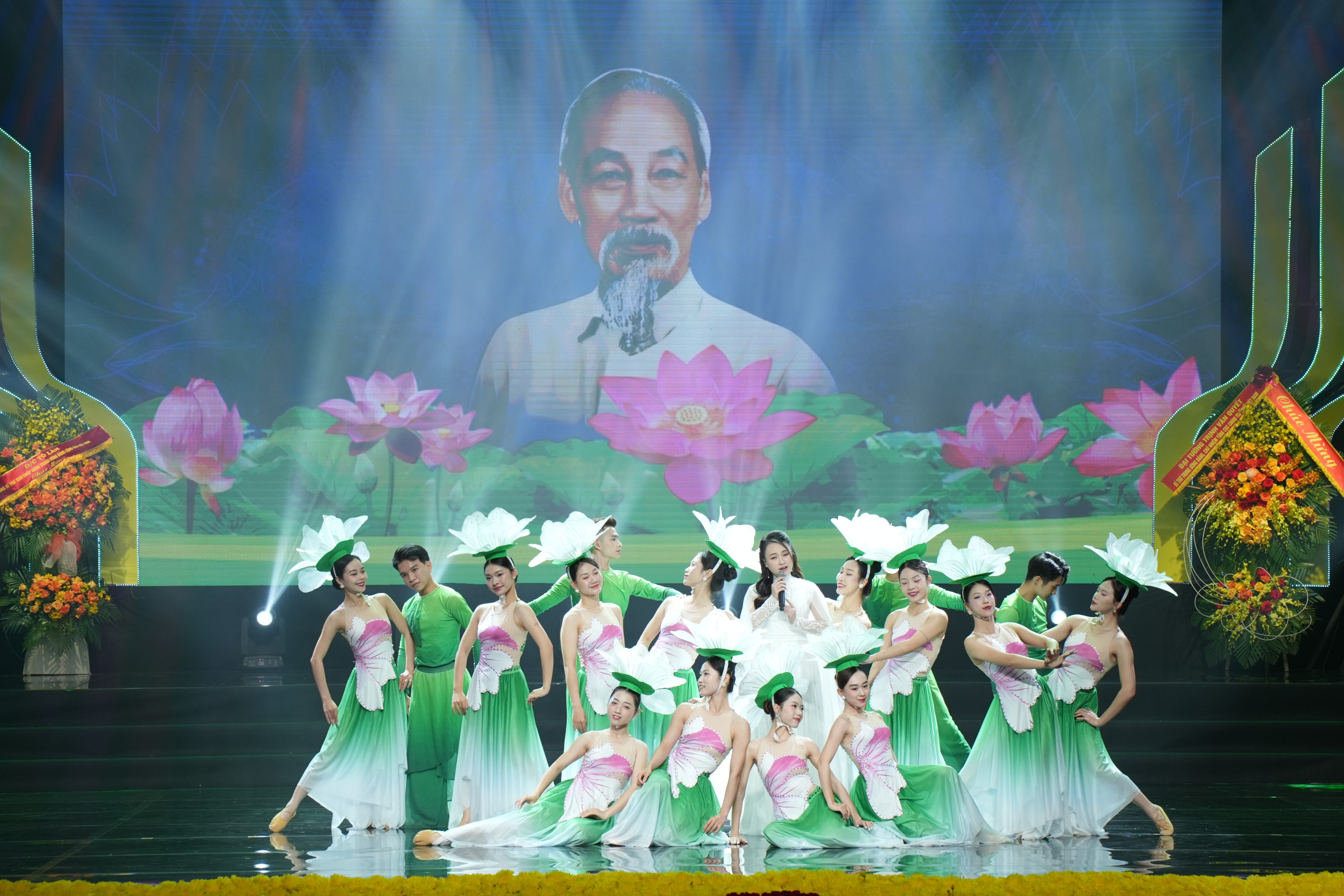 Phát huy truyền thống Thủ đô anh hùng