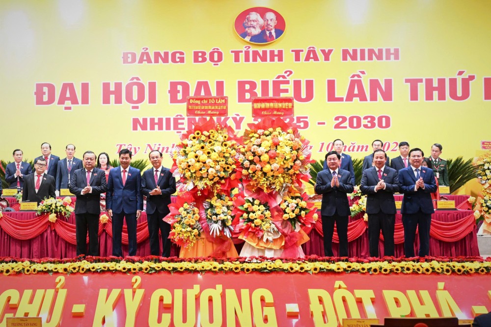 Đảng bộ Tây Ninh khẳng định bước phát triển đột phá Đảng bộ Tây Ninh khẳng định bước phát triển đột phá
