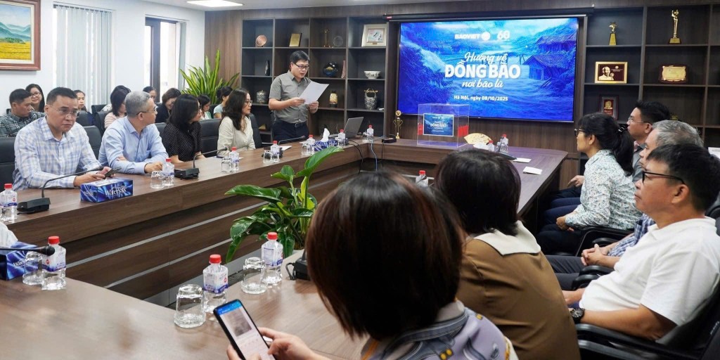 Bảo Việt ủng hộ 600 triệu đồng cho các tỉnh bị thiệt hại bởi bão lũ