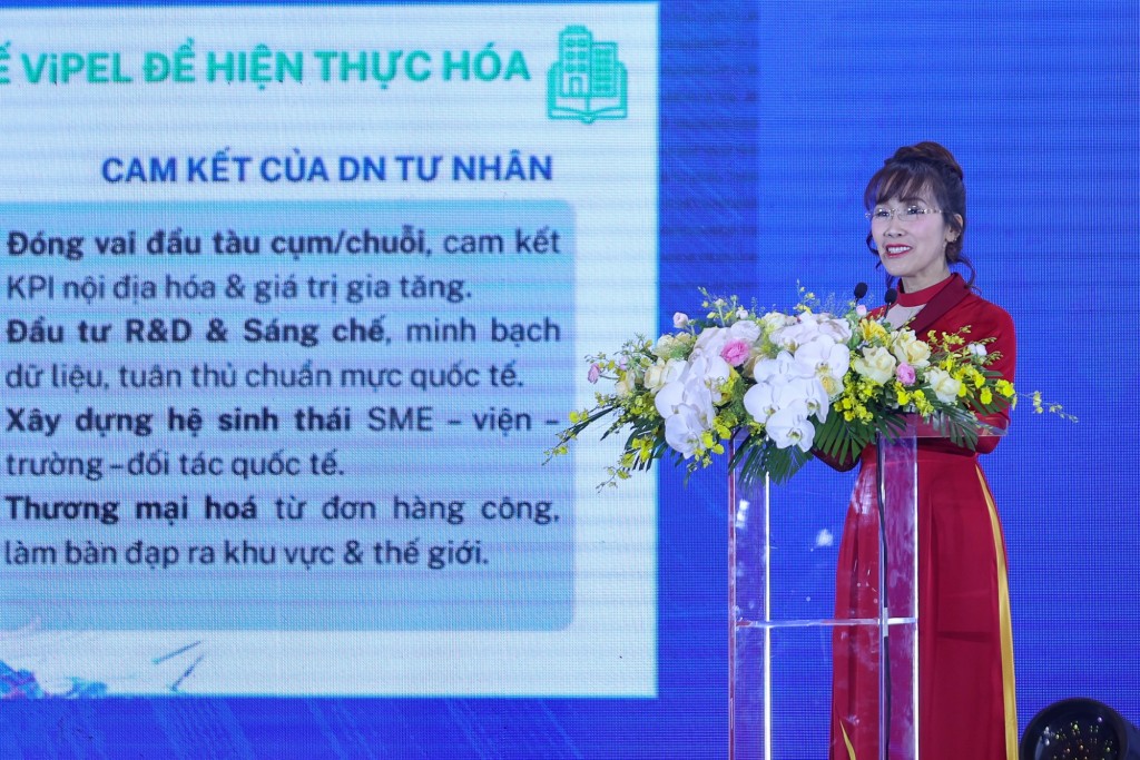 Bà Nguyễn Thị Phương Thảo, thành viên Hội đồng điều hành Toàn cảnh Kinh tế tư nhân, đồng Chủ tịch Ủy ban I, Chủ tịch Hội đồng Quản trị Tập đoàn Sovico phát biểu - Ảnh: VGP/Nhật Bắc