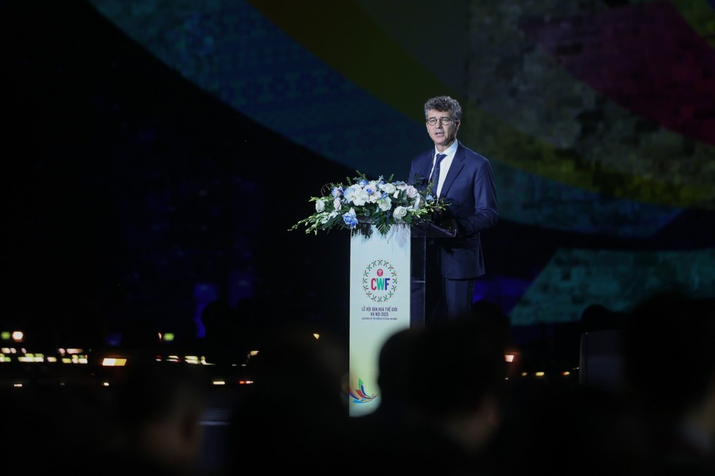 Ông Jonathan Wallace Baker, Trưởng Đại diện UNESCO tại Việt Nam phát biểu tại lễ khai mạc (Ảnh: VGP/Nhật Bắc)