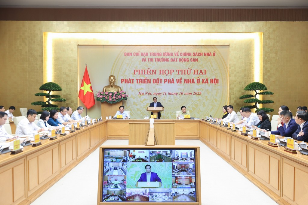 Thủ tướng Phạm Minh Chính, Trưởng Ban Chỉ đạo Trung ương về chính sách nhà ở và thị trường bất động sản, chủ trì phiên họp thứ hai của Ban Chỉ đạo - Ảnh: VGP/Nhật Bắc