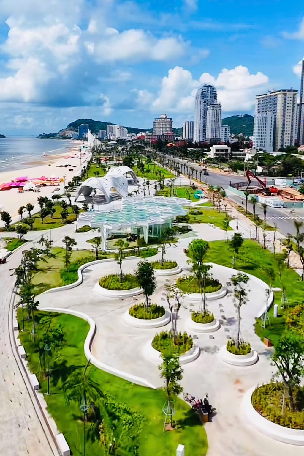 Chung tay phát triển du lịch xanh, bền vững
