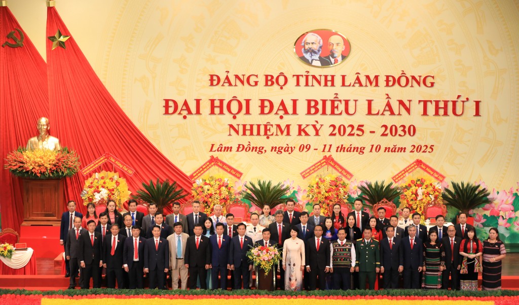 Ra mắt Ban Chấp hành khóa I và Đoàn đại biểu dự Đại hội XIV