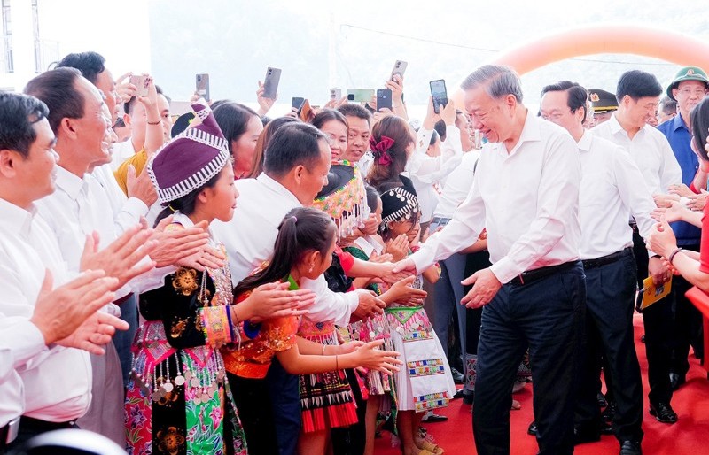 Tổng Bí thư Tô Lâm dự lễ khởi công Trường Phổ thông nội trú liên cấp Na Ngoi, Nghệ An