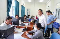 Bài 1: Bước đột phá trong sắp xếp bộ máy ở Cà Mau