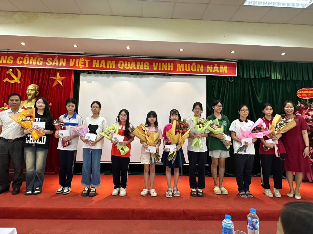 Tỷ số giới tính khi sinh tiệm cận mức cân bằng tự nhiên Tỷ số giới tính khi sinh tiệm cận mức cân bằng tự nhiên