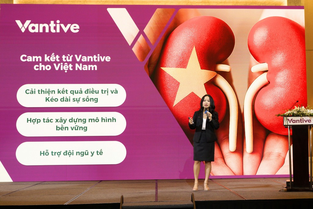 Bà Trần Thùy Dương, Tổng Giám đốc Công ty TNHH Vantive Việt Nam Healthcare phát biểu lại Lễ ra mắt Công ty TNHH Vantive Việt Nam Healthcare Bà Trần Thùy Dương, Tổng Giám đốc Công ty TNHH Vantive Việt Nam Healthcare phát biểu lại Lễ ra mắt Công ty TNHH Vantive Việt Nam Healthcare