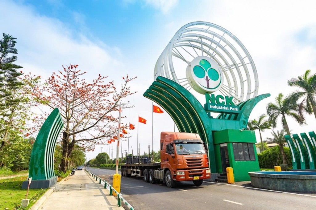 Doanh nhân Phạm Hồng Điệp - Người trả nợ cho Đất bằng triết lý kinh doanh xanh Doanh nhân Phạm Hồng Điệp - Người trả nợ cho Đất bằng triết lý kinh doanh xanh