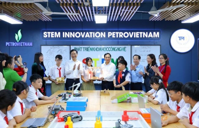 Petrovietnam kiến tạo tương lai tri thức với sứ mệnh STEM Innovation