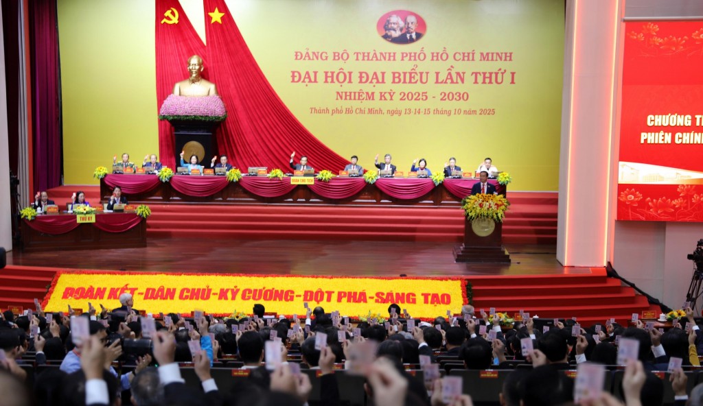 Quang cảnh đại hội