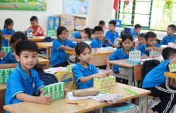 Kiên cường vượt thiên tai nhờ tinh thần đoàn kết và sẻ chia