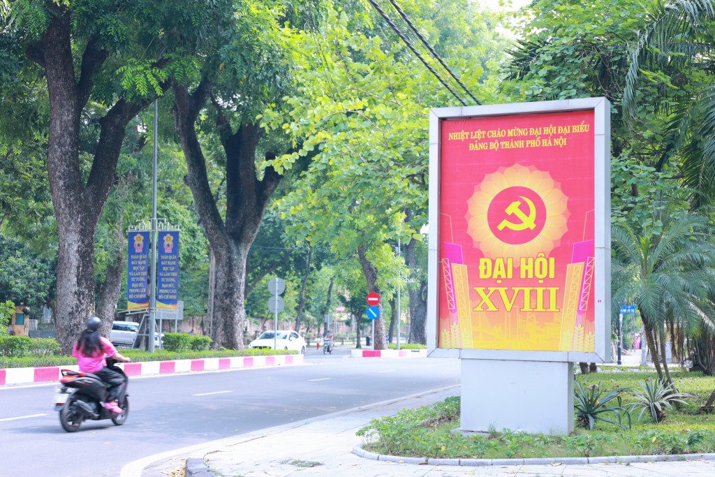 Thủ đô rực rỡ hướng về Đại hội Đảng bộ TP Hà Nội lần thứ XVIII