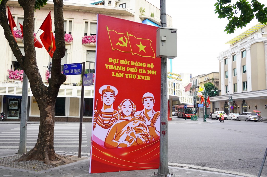 Thủ đô rực rỡ hướng về Đại hội Đảng bộ TP Hà Nội lần thứ XVIII