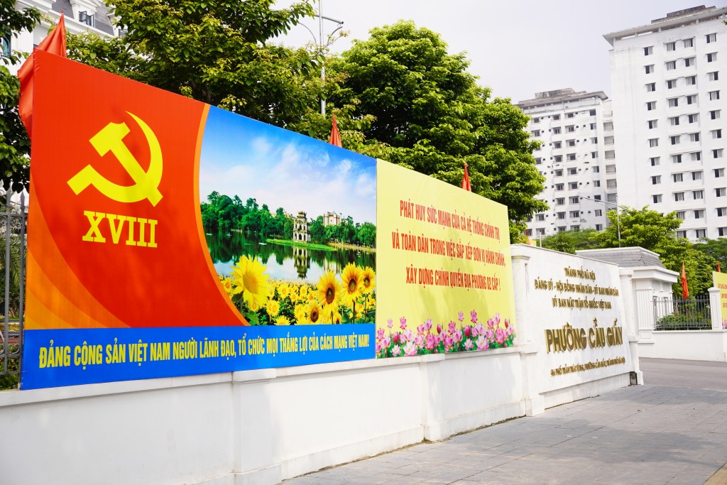 Thủ đô rực rỡ hướng về Đại hội Đảng bộ TP Hà Nội lần thứ XVIII