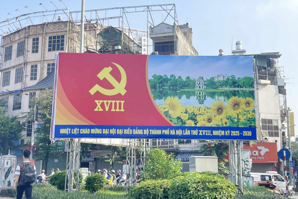Thủ đô rực rỡ hướng về Đại hội Đảng bộ TP Hà Nội lần thứ XVIII