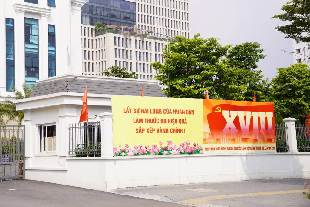 Thủ đô rực rỡ hướng về Đại hội Đảng bộ TP Hà Nội lần thứ XVIII