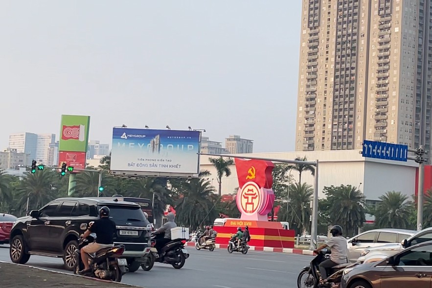 Thủ đô rực rỡ hướng về Đại hội Đảng bộ TP Hà Nội lần thứ XVIII