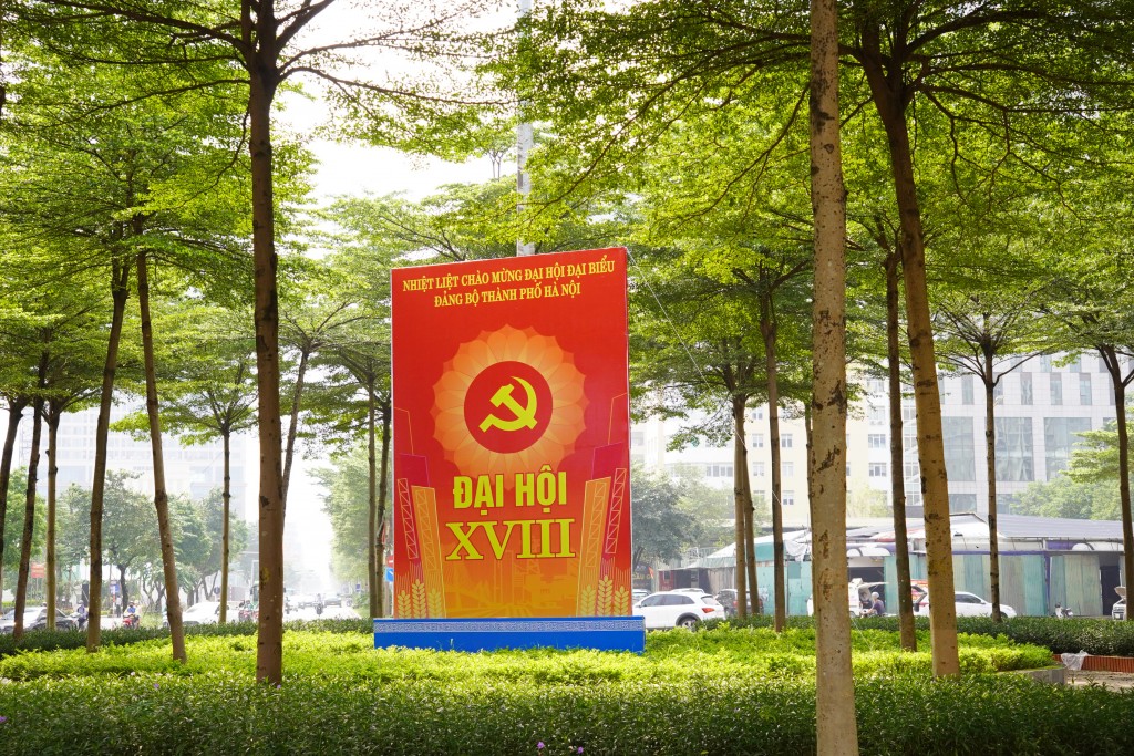 Thủ đô rực rỡ hướng về Đại hội Đảng bộ TP Hà Nội lần thứ XVIII