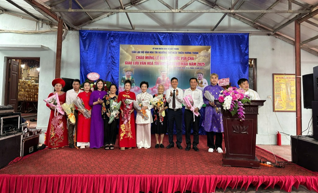 Khai mạc Giao lưu văn hóa tín ngưỡng thờ Mẫu xã Bát Tràng năm 2025